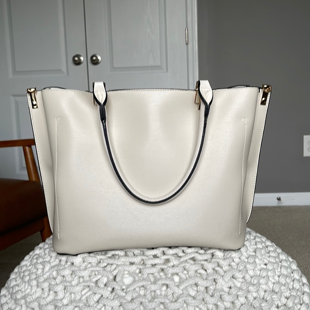 Isabelle Vegan Crossbody/Handbag